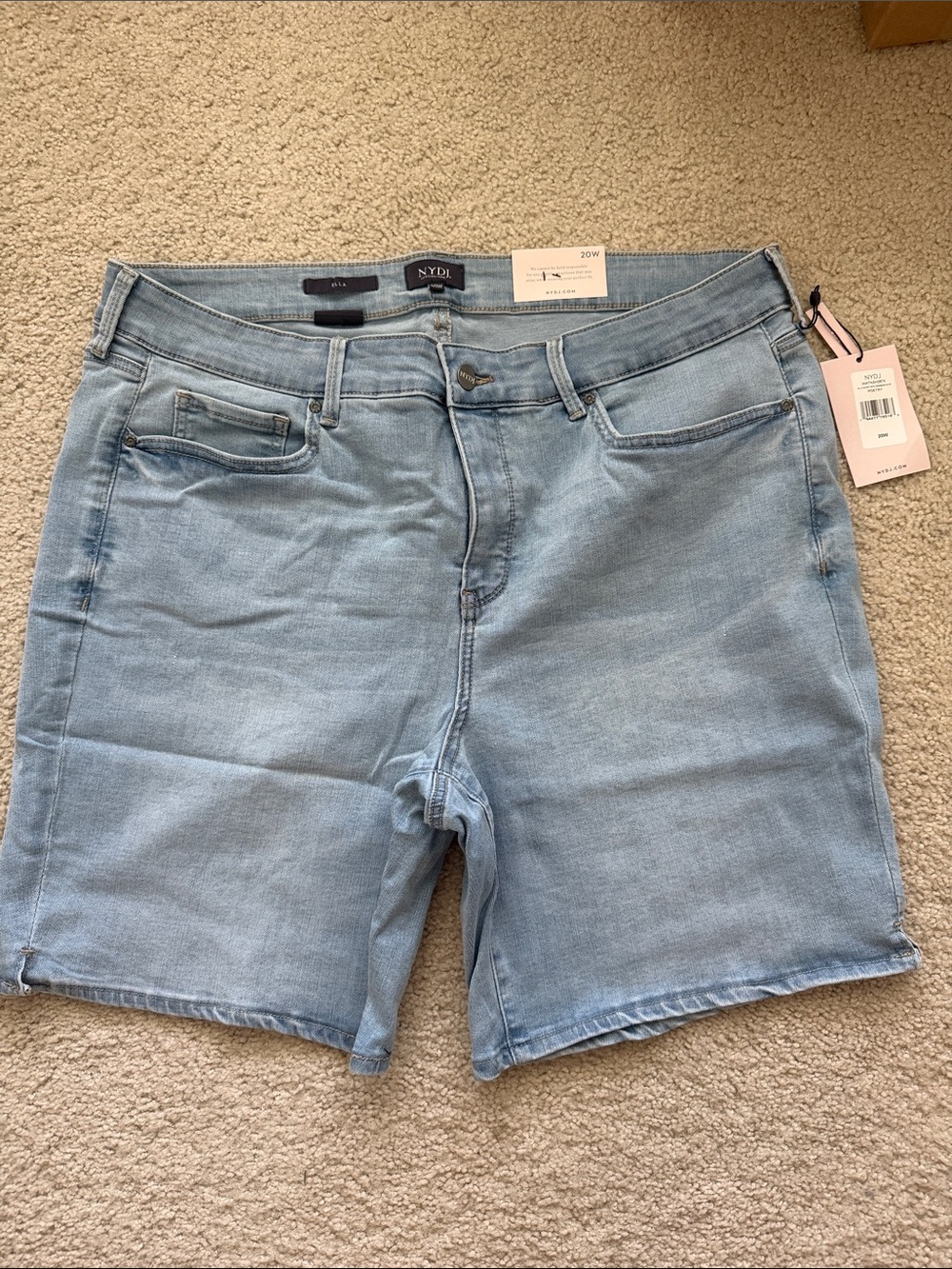 NYDJ Light Wash Denim Bermuda Light Wash Ella Shorts - Never Worn
